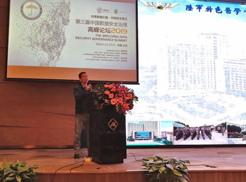 2025全年免费资料大全或新澳2025正版免費資料,构建解答、专家解读解释与落实与警惕虚假宣传-全面释义、专家解读解释与落实