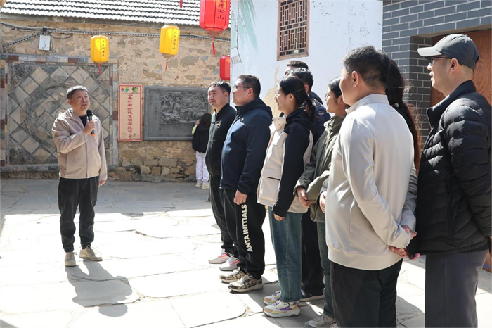 新風(fēng)村委會(huì )最新新聞