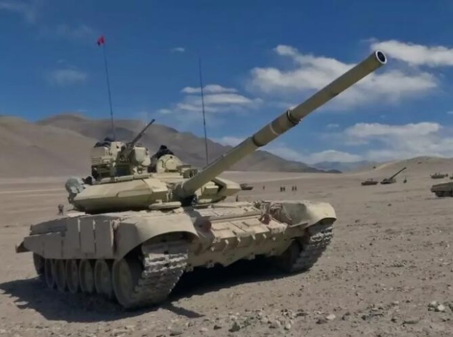 中印軍事關(guān)系深化合作，新時(shí)代共同發(fā)展的前行之路