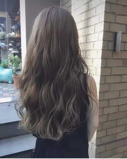 時(shí)尚潮流秘籍，最新發(fā)色顯白指南