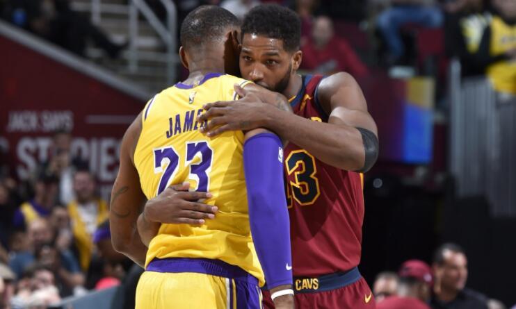 全球新冠疫情實(shí)時(shí)動(dòng)態(tài)報告更新數據概覽