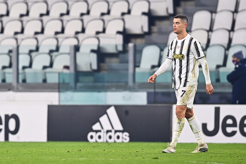 C羅加盟尤文圖斯，團結的力量與未來(lái)的期待新隊照亮相