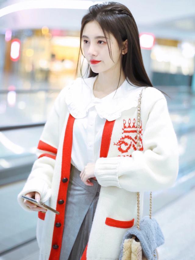 鞠婧祎同款衣服的最新時(shí)尚潮流解析