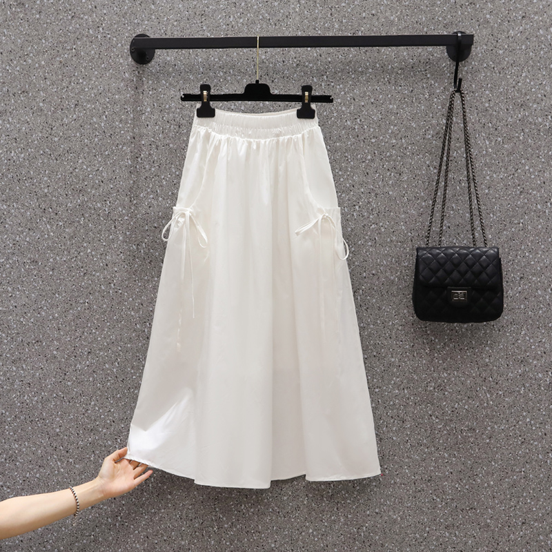 最新款半身裙，時(shí)尚魅力的極致詮釋