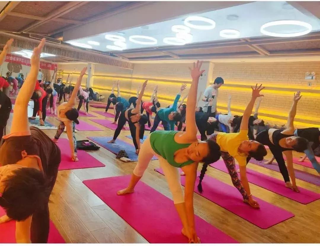 郭朝輝多重身份與成就揭秘，最新消息一覽