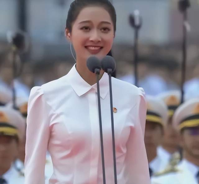 方琪佑最新動(dòng)態(tài)，揭開(kāi)神秘面紗，展現全新形象