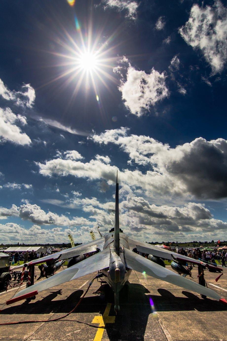 彈射航母最新進(jìn)展，技術(shù)革新引領(lǐng)未來(lái)展望