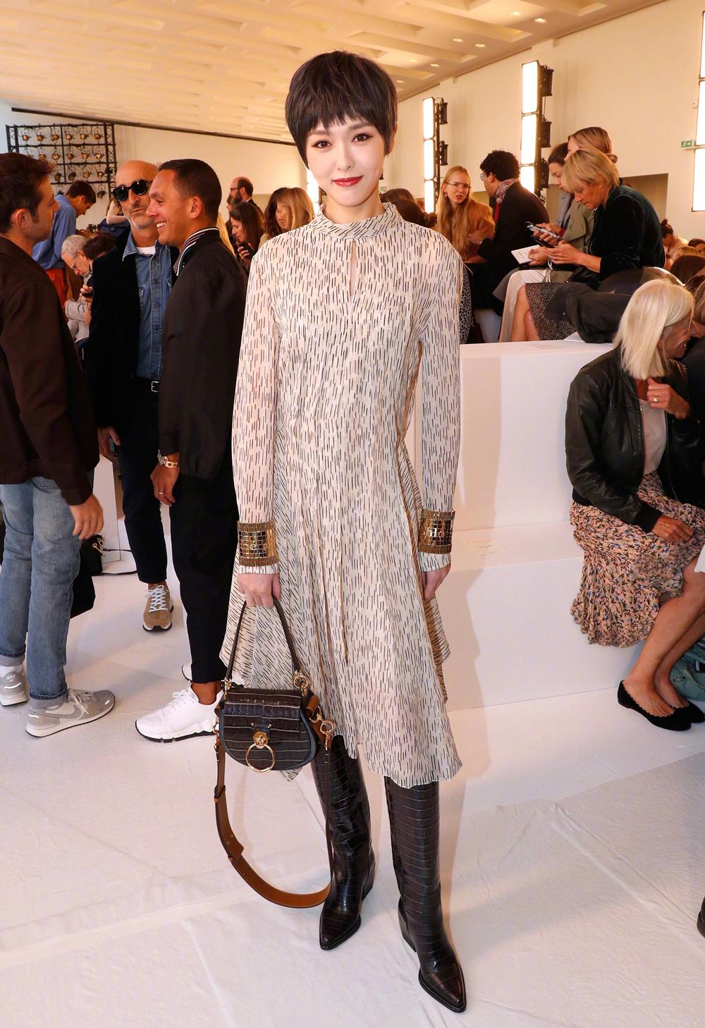 唐嫣最新發(fā)型教程，輕松打造迷人發(fā)型，展現無(wú)限魅力