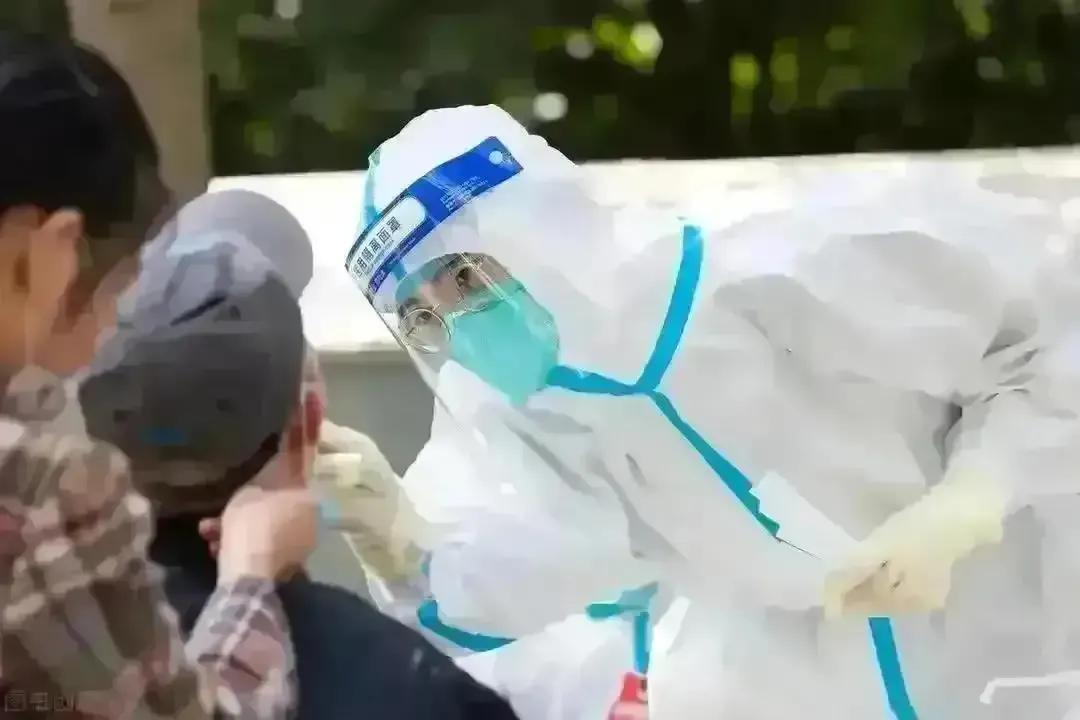 全面積極應對新冠疫情新增病例，共克時(shí)艱